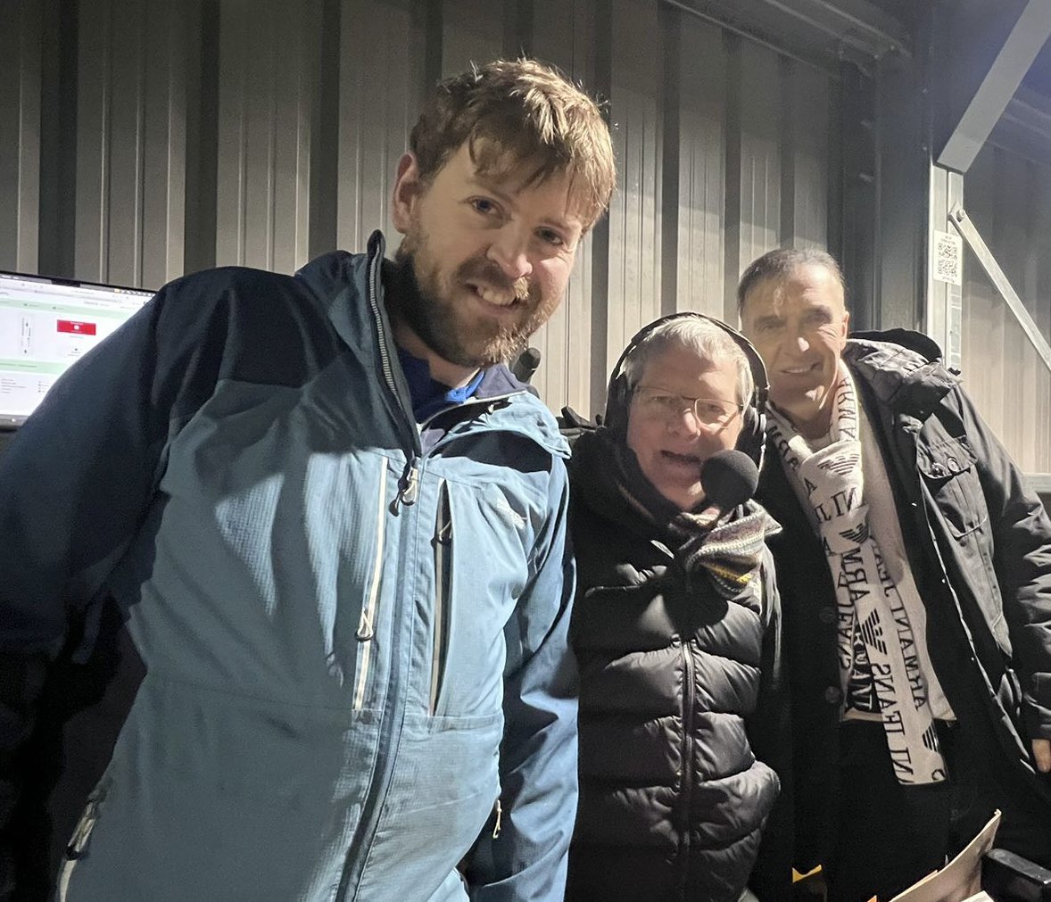 Brilliant to be re-united with my old Boro commentary pal <a href="/bernieslaven/">BERNIE SLAVEN</a> and work with James Cartwright for <a href="/TheRedUK/">THE RED</a>-’s live coverage of <a href="/StocktonTownRP/">Stockton Town FC</a> v Oldham Athletic.

#congratsanchors