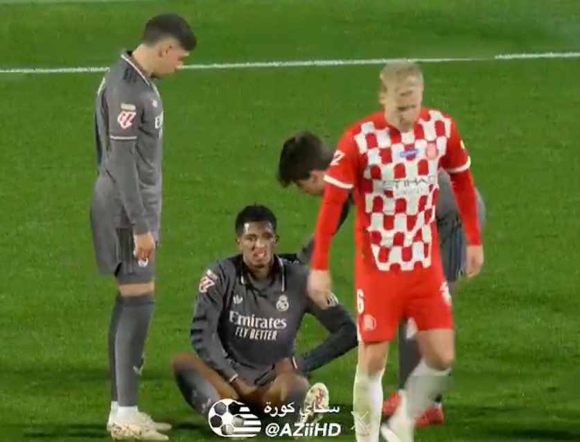madrid_total2's tweet photo. 🚨 JUDE BELLINGHAM LESIONADO. 

😭😭😭😭😭😭😭😭😭 https://t.co/CocEgCzhlI