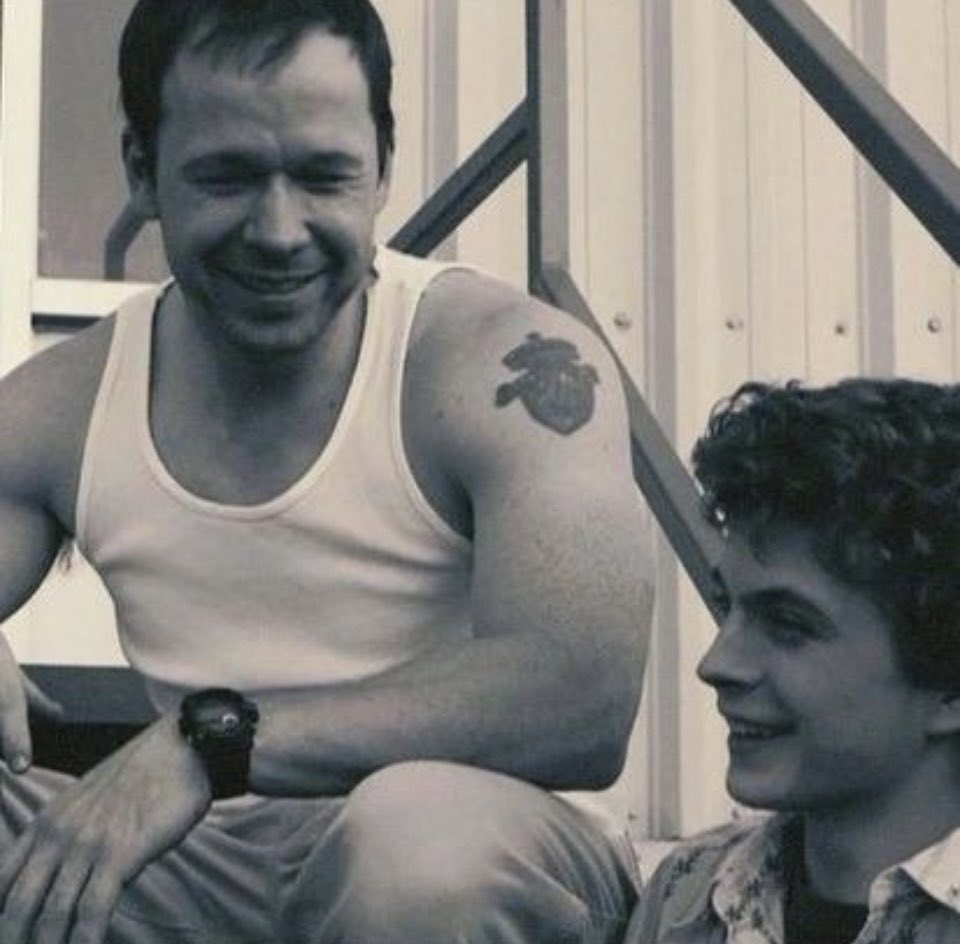 ericloverSaw's tweet photo. Father son duo even tho we don’t get along with each other I still love you dad #sawrp @DetEricMatthews https://t.co/OzBzWyPJuF
