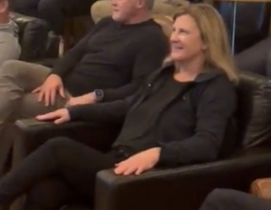 gmannVOLS's tweet image. Me, a college football watcher, enjoying watching the college football game(s)