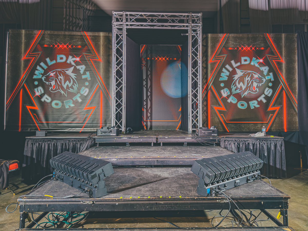 The stage is set for tonight’s <a href="/WildKatSports/">WildKat Sports</a> Revolution Rumble! 

Stoked to be here to capture all the action

#FS3Photos ✖️ #WildkatSports