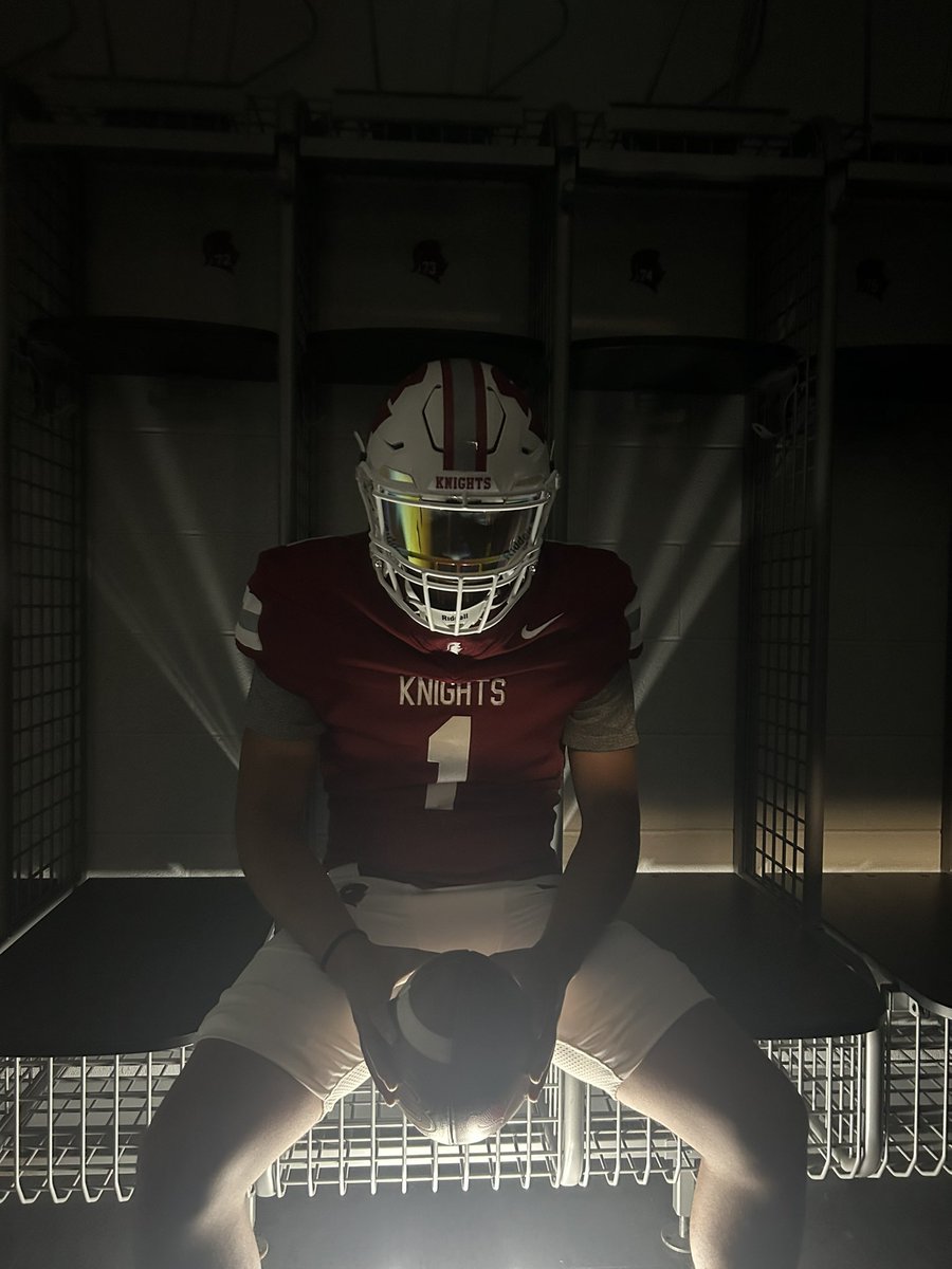 terrenceearly2's tweet image. Thank you very much @coachbillynixon for the amazing visit today! I’m very excited to get back on campus soon!