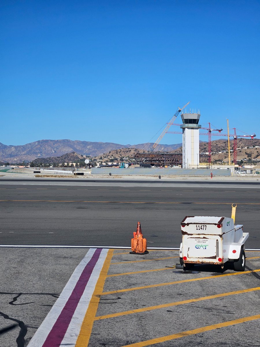New Burbank (Hollywood Burbank) Airport Replacement Terminal. ✈️ Bonus shot from the tarmac
 📷 elevatebur.com
<a href="/BurbankCA/">City of Burbank</a>

<a href="/myBurbankNEWS/">myBurbank News</a>

<a href="/fly_BUR/">Hollywood Burbank ✈️</a>
#burbank #northhollywood #construction #Airports