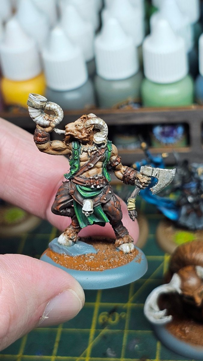 Sprues & Brews tweet media