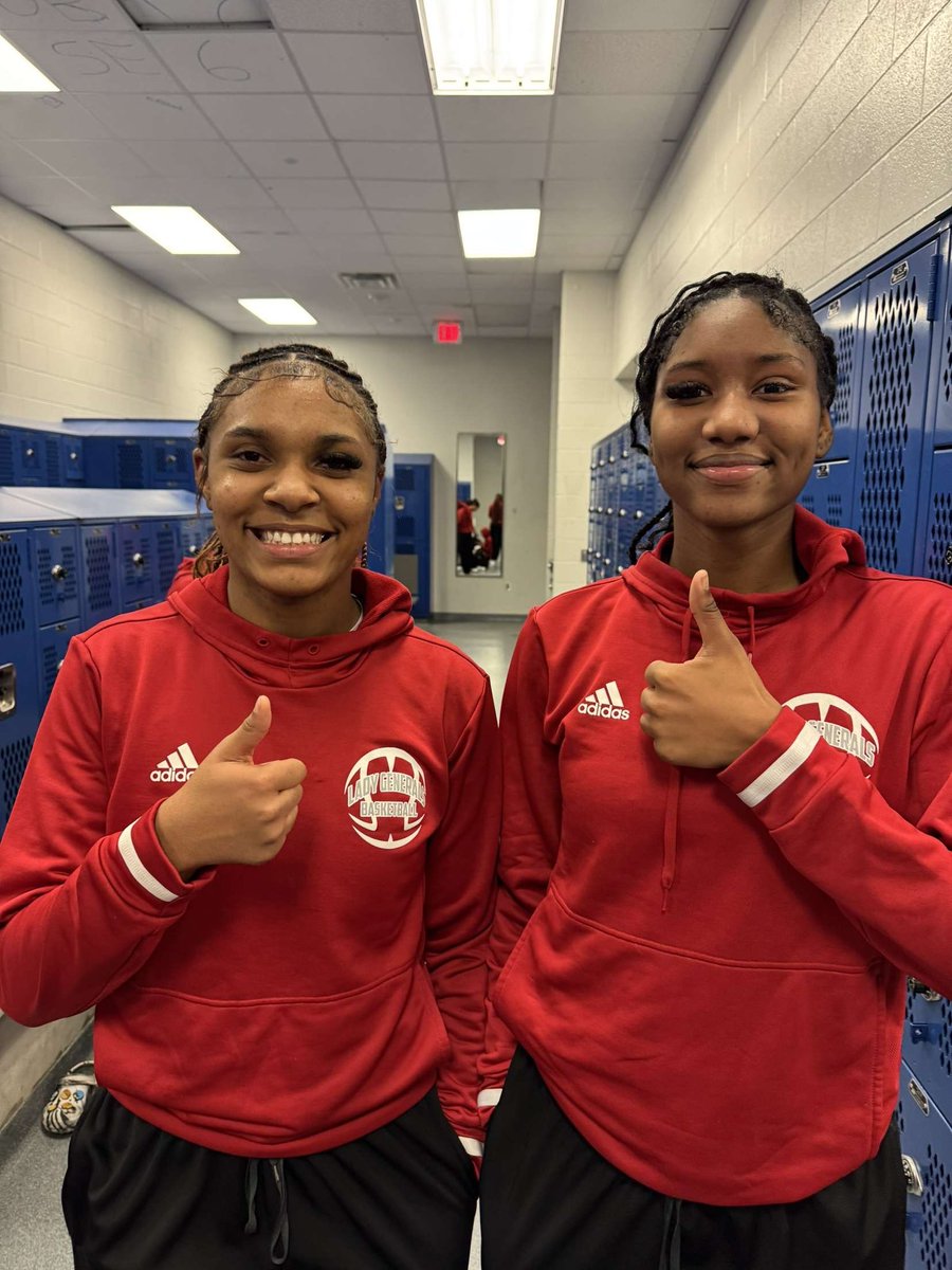 macladygenerals's tweet photo. The Lady Generals play for the consolation championship today at 5:30pm at Butler Arena after a decisive victory against Sterling in the Platinum Bracket of the HISD Tourney. We may have lost a few lashes along the way but the girls played 1 of the best games of the season so far https://t.co/BD2ClbPyuK