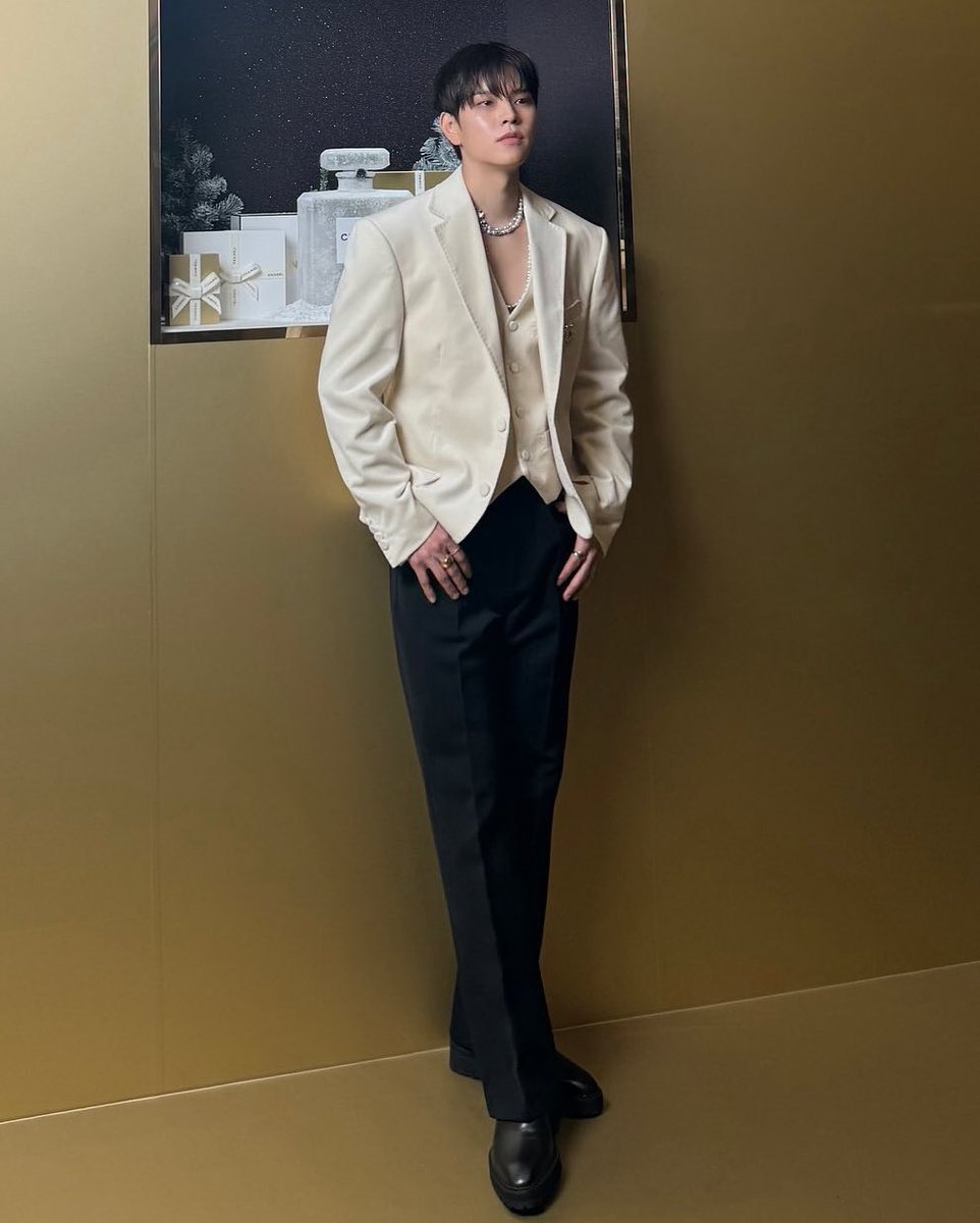 dandy_voice's tweet image. SEUNGDADDY LONG LEGS