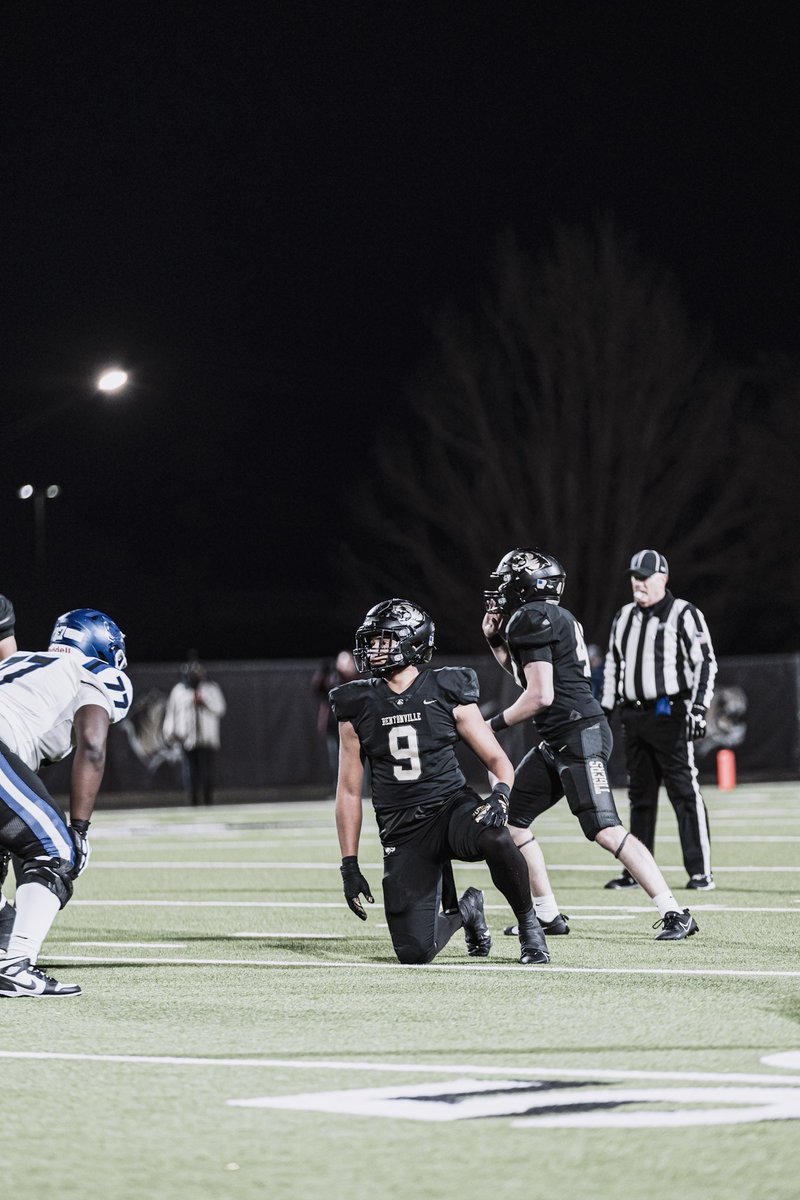 State Game Tonight
Let’s work.
⌚️6:30 
📍War Memorial Stadium