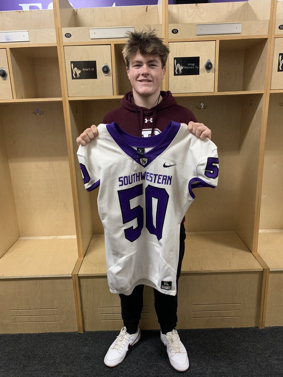cash waren (@cash_waren8) on Twitter photo Blessed to have received an offer from <a href="/BuilderFootball/">SC Builder Football</a> I had an absolutely amazing time visiting their facilities today! @CoachStrongSC <a href="/CoachGriffSC/">Brad Griffin</a> <a href="/CoachDucker/">Grant Ducker</a> <a href="/TCole42/">Travis Cole</a> <a href="/maroon_perry/">Perry Maroon Football</a> Blessed to have received an offer from <a href="/BuilderFootball/">SC Builder Football</a> I had an absolutely amazing time visiting their facilities today! @CoachStrongSC <a href="/CoachGriffSC/">Brad Griffin</a> <a href="/CoachDucker/">Grant Ducker</a> <a href="/TCole42/">Travis Cole</a> <a href="/maroon_perry/">Perry Maroon Football</a>