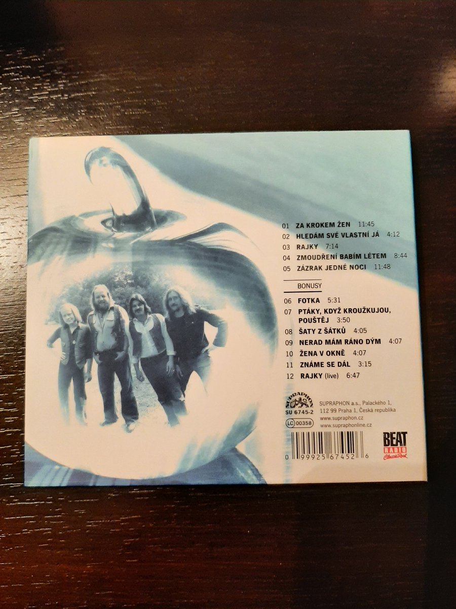 BubenikKarel's tweet photo. The eighth studio album by the Czech prog rock band Blue Effect. The album was released in 1979.
#NowPlaying #BlueEffect #Progrock https://t.co/vXnpMjWces