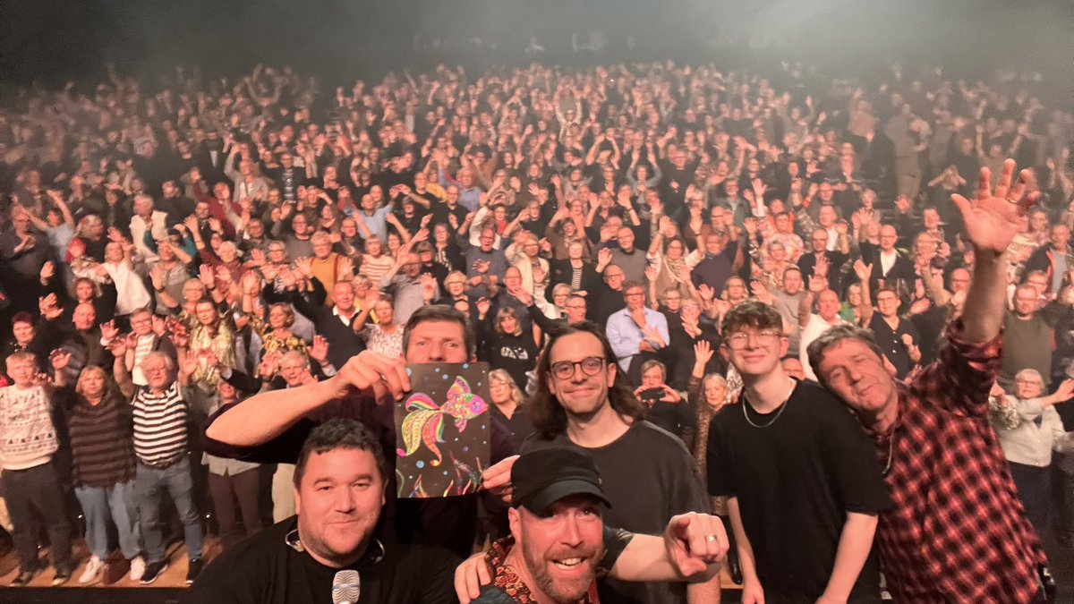 Tour across Europe proved to be a lotta fun and successful. More to come <a href="/therunrigexp/">Beat The Drum | The Runrig Experience</a>