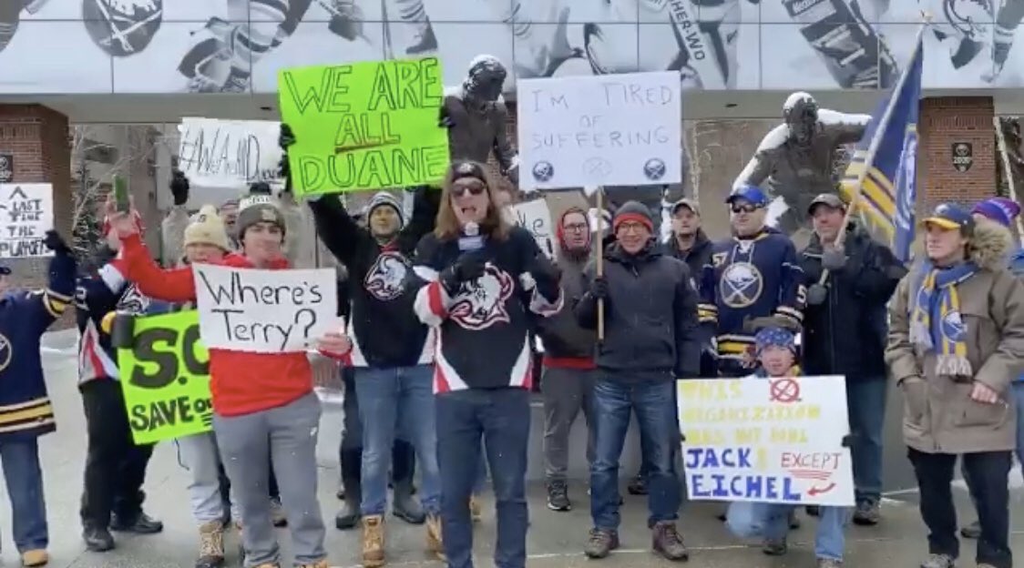 PavingTheStreet's tweet photo. The problem has been and always will be at the top. Below was 5 years ago… Maybe more people shoulda listened to the message of #PackThePlaza … maybe it’s time to hear it again. 

The dysfunction of Buffalo Sabres organization remains the same as it has for 14 years. 

#Sabres https://t.co/LTpzH0HxDQ