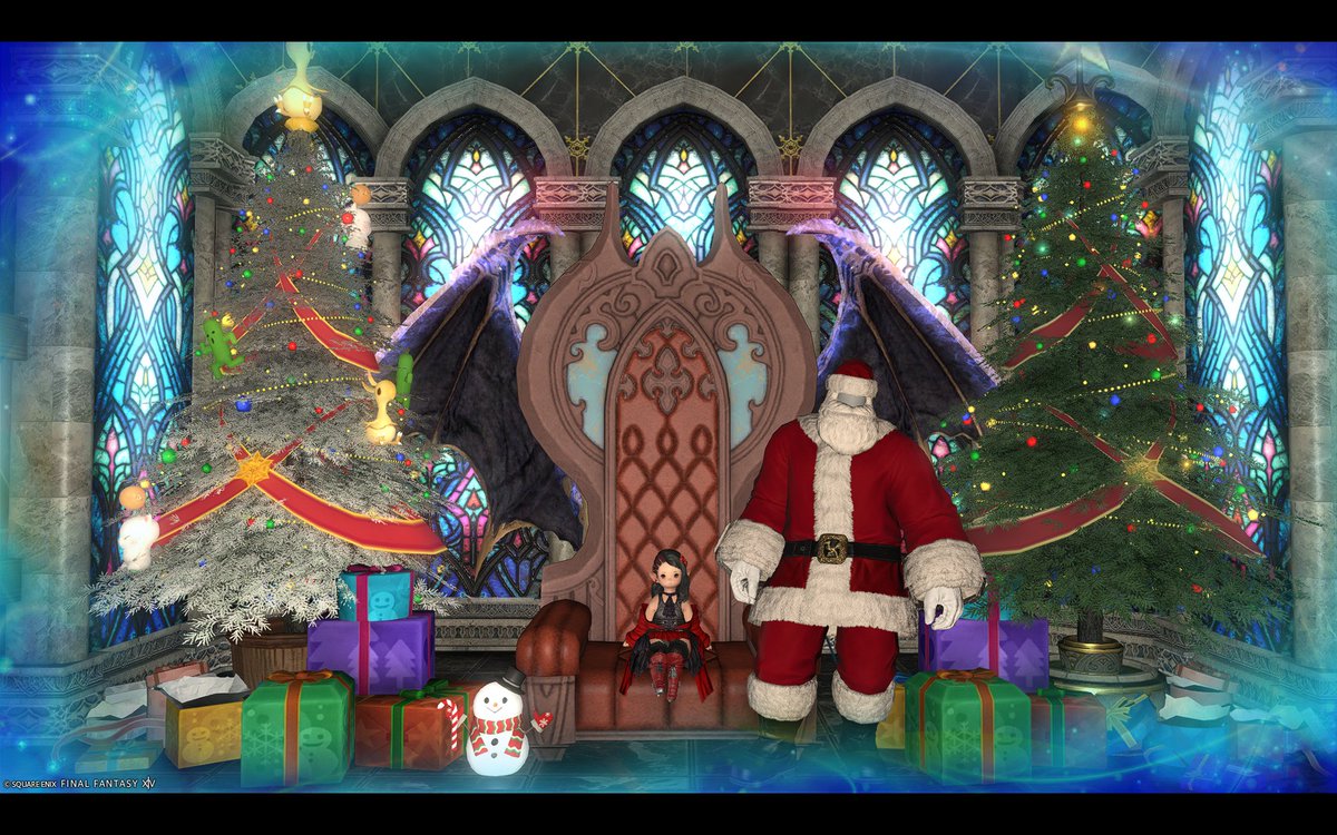 Got the FC house decorated for Christmas before I got my IRL house decorated. #FFXIV