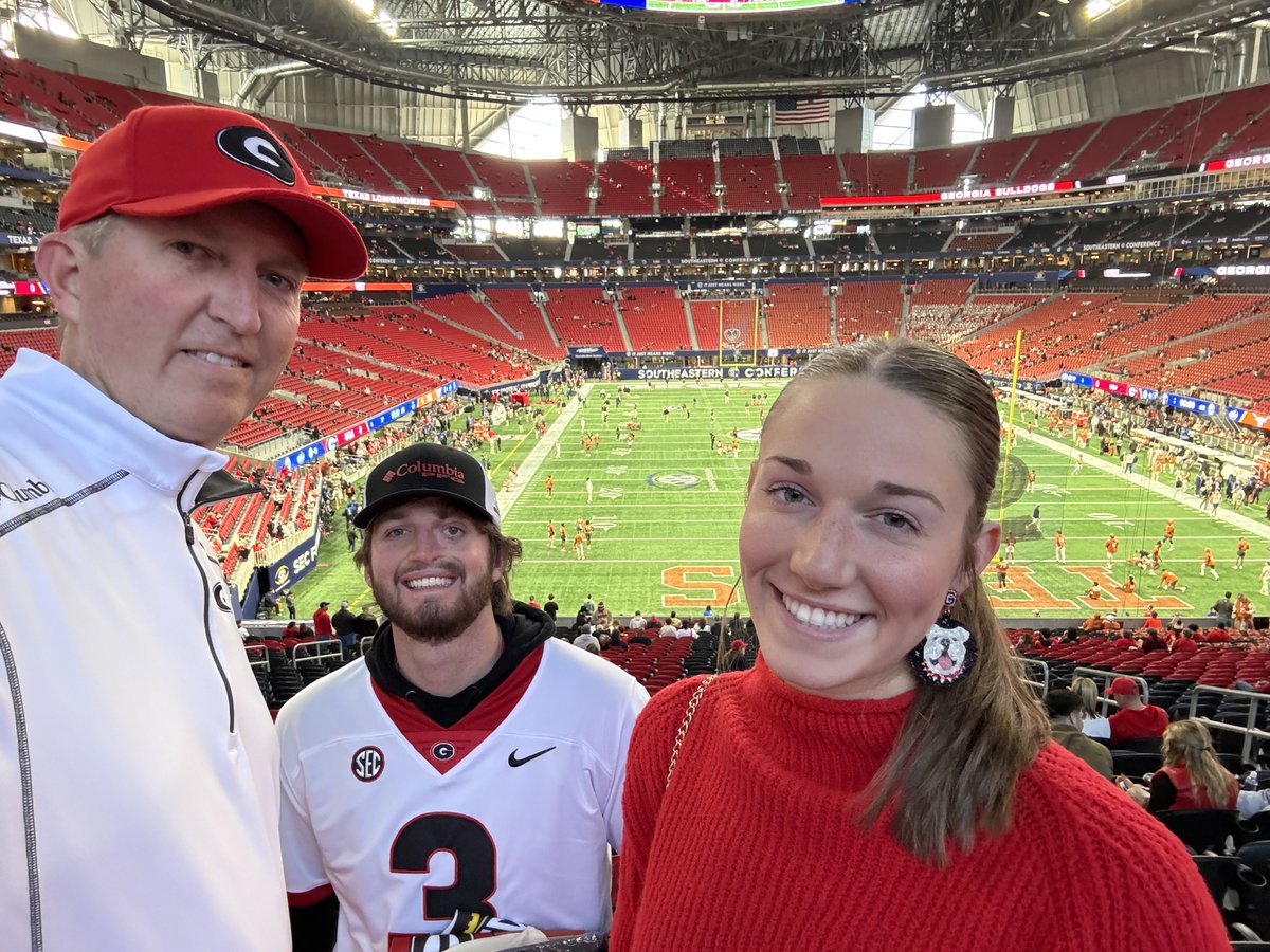 Go Dawgs! Time to put another trophy in Butts-Mehre! #SECCHAMPIONSHIPGAME
#GoDawgs
