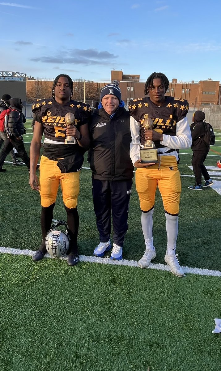 oc_lincoln's tweet photo. Railsplitters Made us all proud Today and had a big day in 2024 Reilly Senior  classic @Immanuelfr50 @Travisprof85477 @d1solo88 @ciyan_philbert @imcalebhouston @D1_Kory 🚊MVP Gicah Paul 🚊Offensive MVP Kory Reese👏🚊🚊🚊🚊 https://t.co/xRlgyypqI0