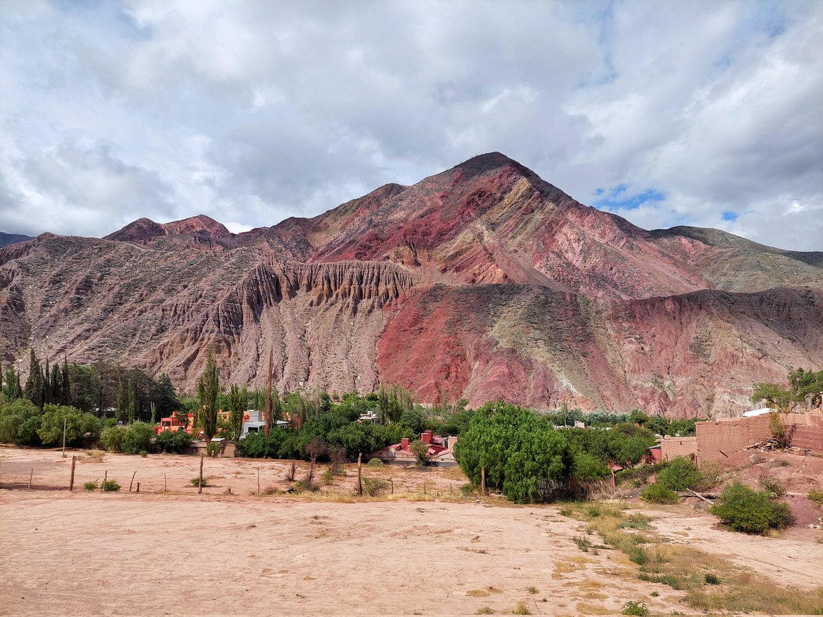 Purmamarca y sus bellos colores. 😍
#ElViajeDePao