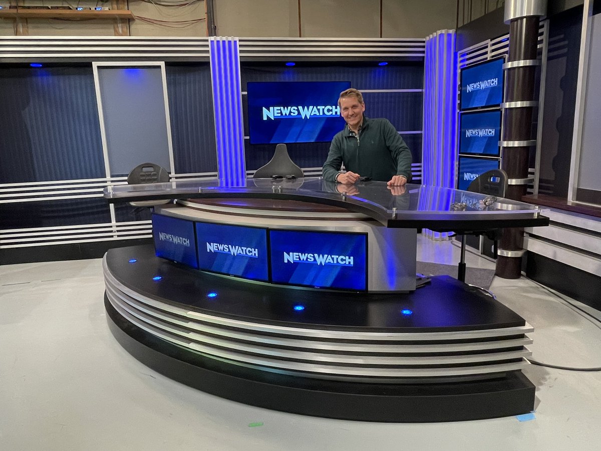 Brooks_Jarosz's tweet photo. Back to where the career started at @woub on the campus of @ohiou. Great short visit! Proud @ScrippsOU @scrippsjschool alum. Go Bobcats!
#OU #ohiouniversity #woub #alum #collegepride #tvnews https://t.co/y73eOBFTd3