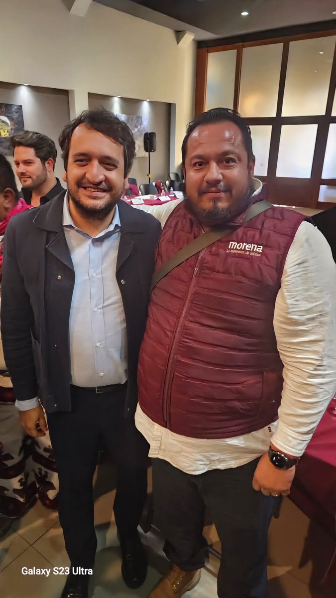 AndresBarbaM's tweet photo. La Cuarta Transformación vive en nuestros corazones. ❤️
iSigamos construyendo un México mejor!
#SomosMillones https://t.co/0ketQl8QRQ