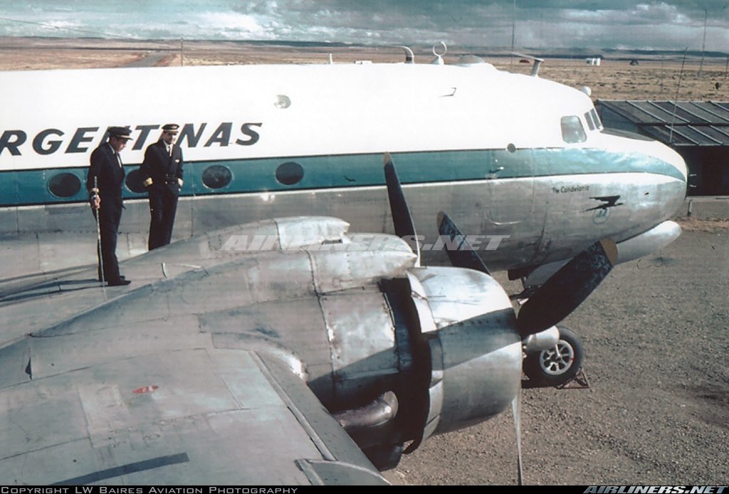 SpottersArg's tweet photo. Algunas fotos de Aerolíneas Argentinas a lo largo de la historia (1950 a 1970) 🇦🇷 https://t.co/cicyjPG9uY