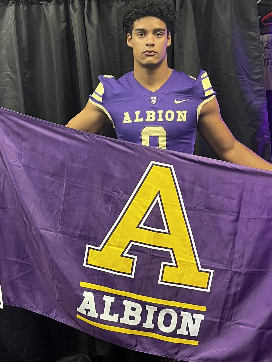 Blessed to receive an offer from Albion Thank you to the coaching staff giving me this opportunity. Excited for what’s ahead! 💪🏽🏈 #Greatful