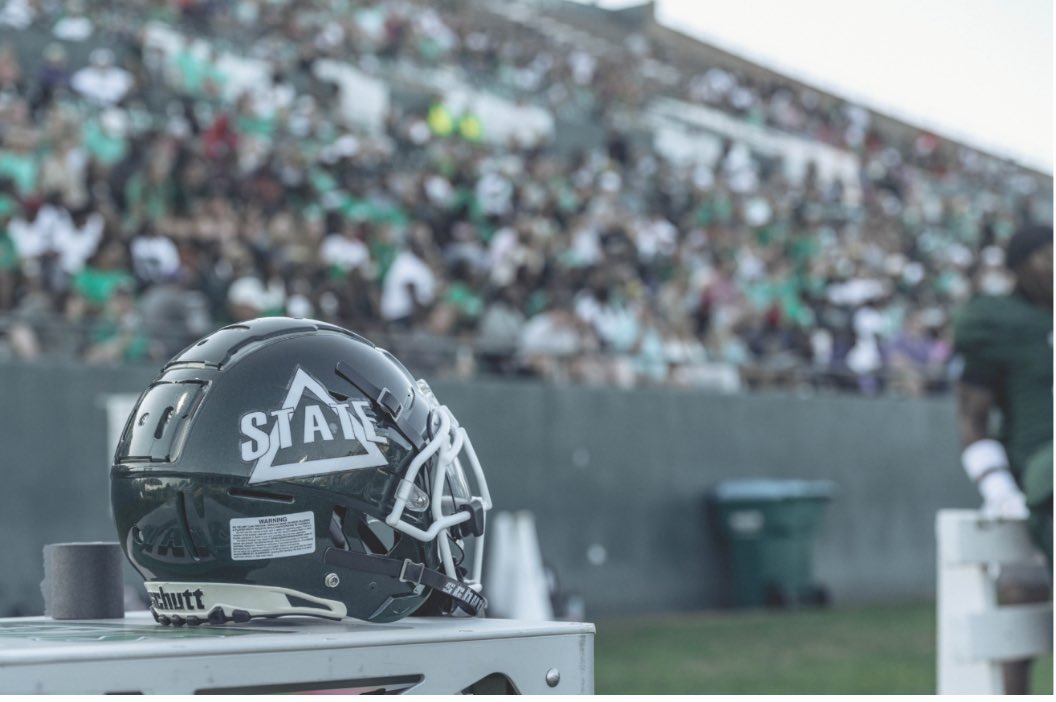 #AGTG Blessed to receive an offer from <a href="/DeltaStateFB/">#DSUFamily</a> <a href="/CoachFletch72/">Jonathan Fletcher</a> <a href="/JuCoFootballACE/">JuCo Football Forer</a> <a href="/JGonzalesJr10/">Julio Gonzales Jr.</a> <a href="/LawrencHopkins/">Lawrence Hopkins</a>