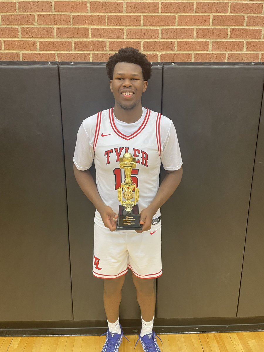 ForneyISD_WC's tweet image. 馃毃馃毃ALL-TOURNAMENT馃毃馃毃
Congrats to @TylerLegacyBB on a great showing at the Forney Winter Classic!
馃弳Tournament MVP馃弳
Senior Forward
Ja鈥檆orian Ose
馃弲All-Tournament Award馃弲
Junior Guard
Gage Nuckolls
@ForneyAthletics @Tabchoops @SportsDayHS @TexasHoopsGASO