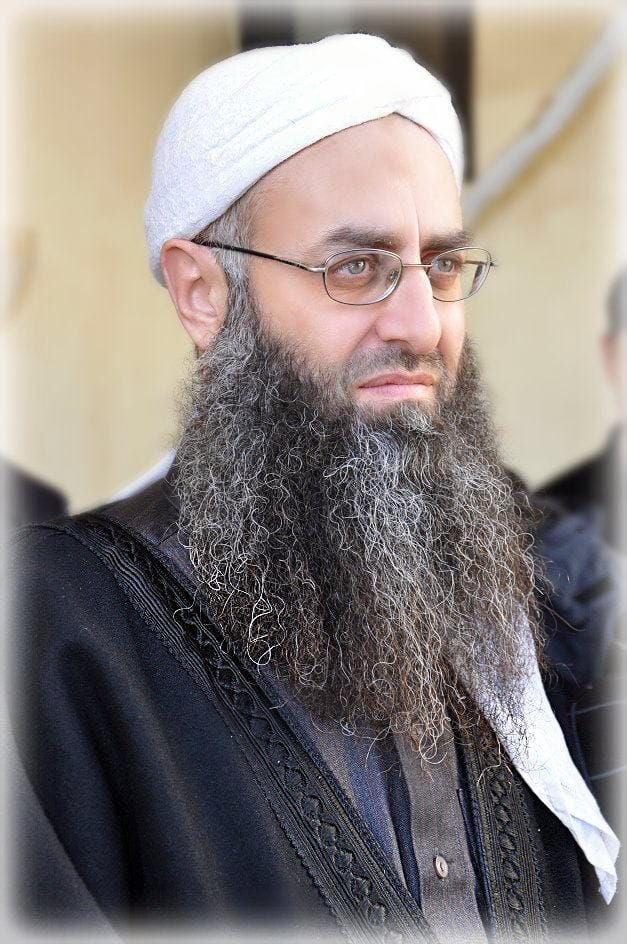قرت عيناك شيخنا بحمص 

إلى كل السنه في مناطق الشام يجب التحرك والضغط للتحرير الشيخ أحمد الأسير 

#دمشق #حمص #حماة_تتحرر #طرابلس #ردع_العدوان