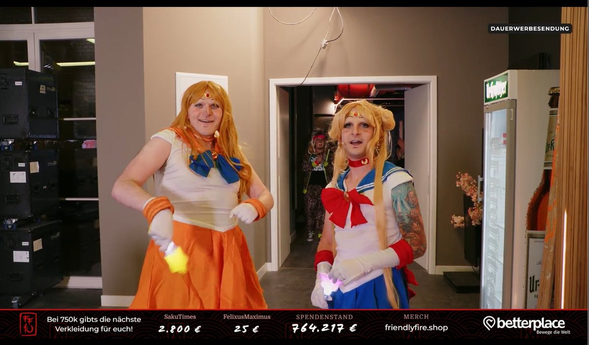 Ich bin auf mehreren Ebenen verstört, ich glaube zu erklären das man einen P*no guckt ist einfacher als das hier. <a href="/friendlyfireexe/">Friendly Fire</a> <a href="/JayPietsmiet/">Jay🥶</a> <a href="/SepPietsmiet/">Sep PietSmiet</a>  #FriendlyFire10