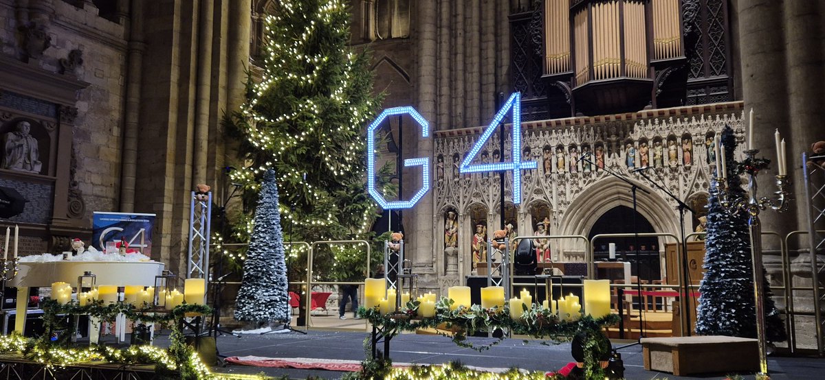 Lisabickerton's tweet photo. Amazing night at Ripon cathedral with @G4Official @Jai_McDowall @JonathanAnsell thanks for the memories x https://t.co/yNo12hdhqJ