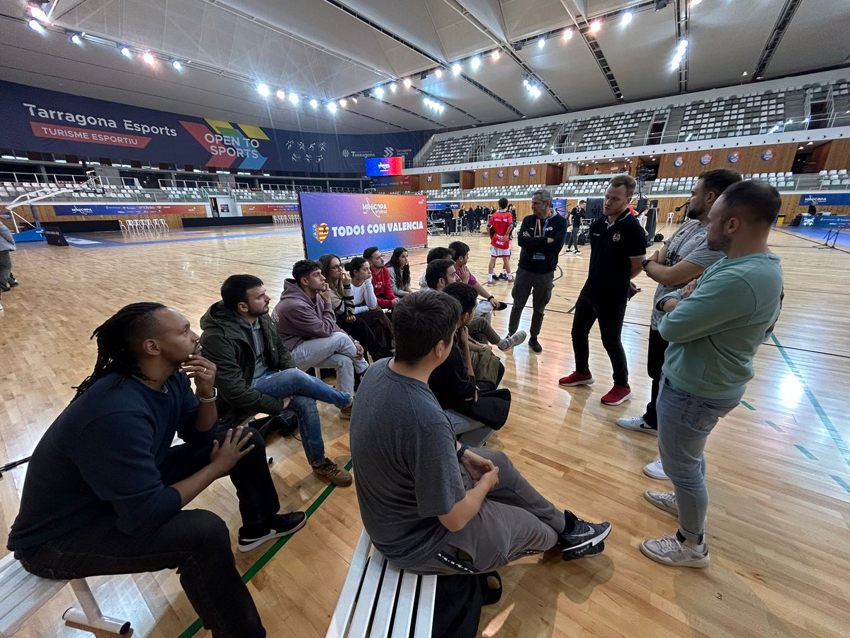 FCBQtècnic tweet media
