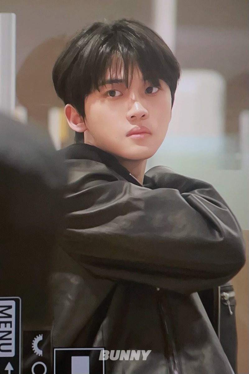 241208

#루네이트 #LUN8 #도현 #DoHyun