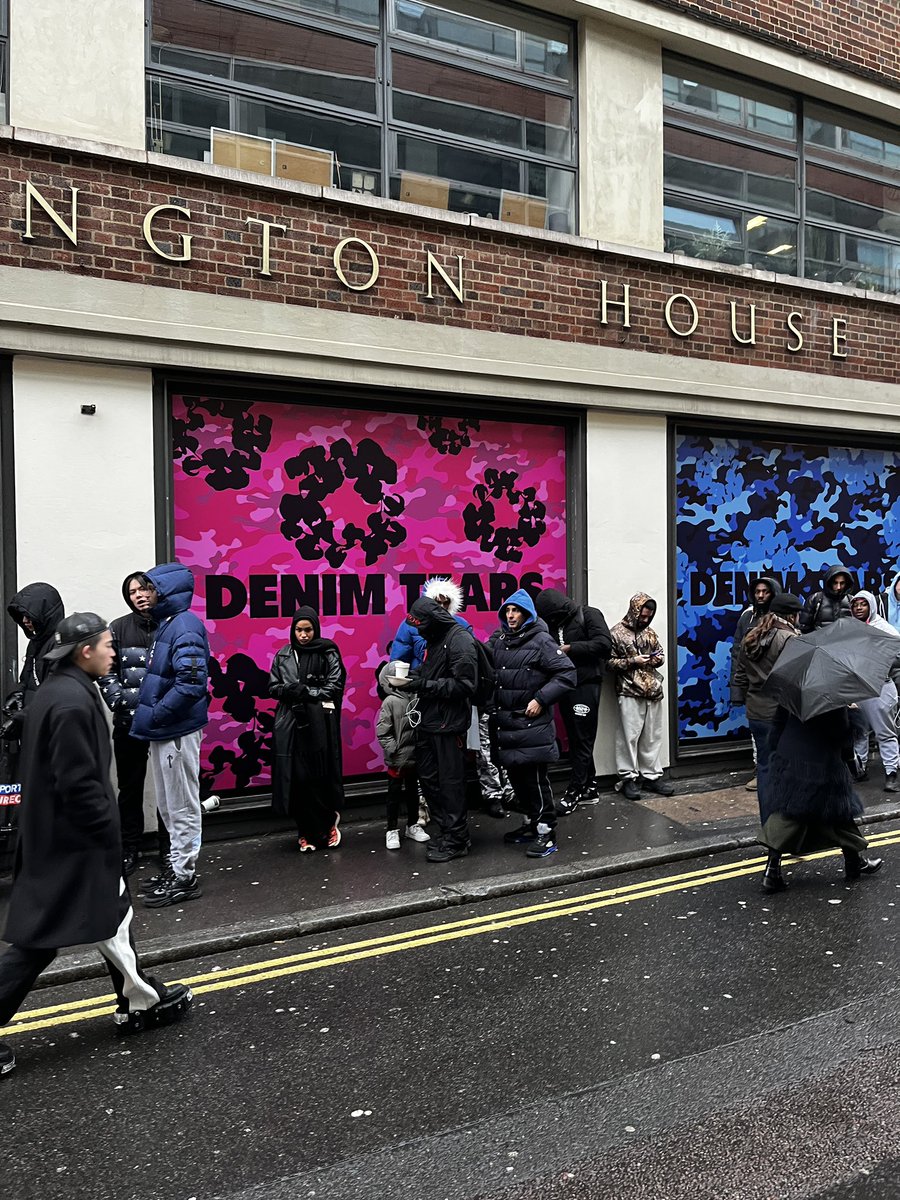_tenr's tweet photo. Denim Tears London Pop-Up had me feeling excited about retail experiences again. Thanks T https://t.co/KgWqaN4u8V