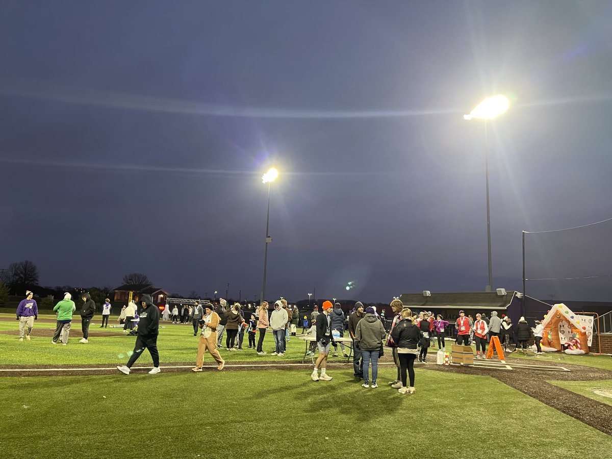 mziders's tweet photo. The first Angry Bear 5K was a great event!  Great job to Coach Gamble and all of the volunteers! https://t.co/oujqmboCiz