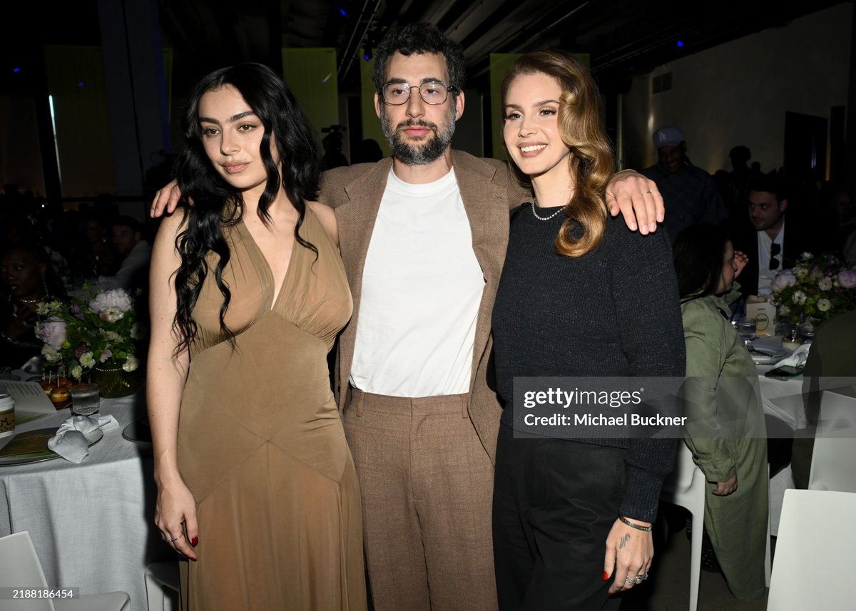 Lana Del Rey poses with Charli xcx &amp; Jack Antonoff!
