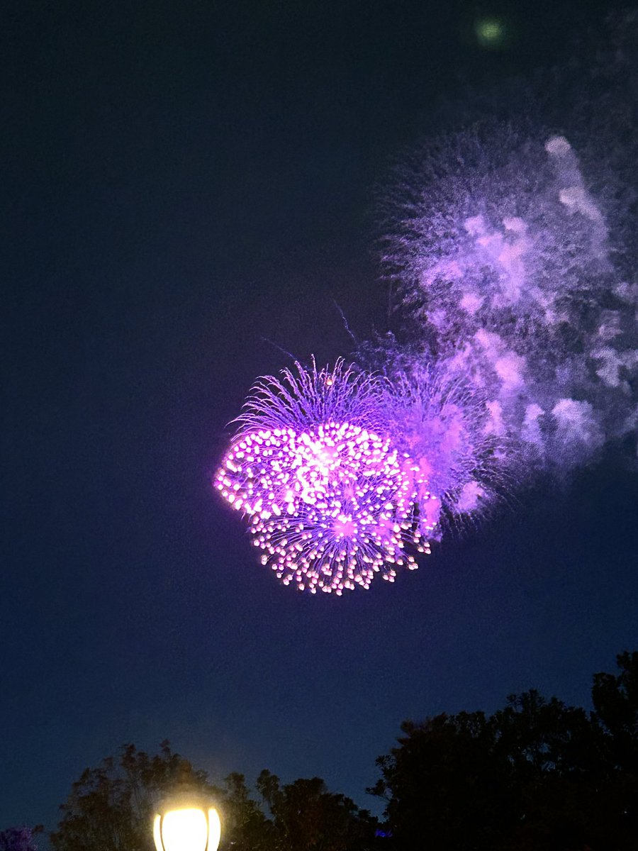 taka5764's tweet photo. 今日は1年半ぶりにディズニーリゾートに来てま〜す。
なんと、ファンタジースプリングホテルのグランドルームに宿泊、3階やけど(笑) https://t.co/ZMRCp8R0WP