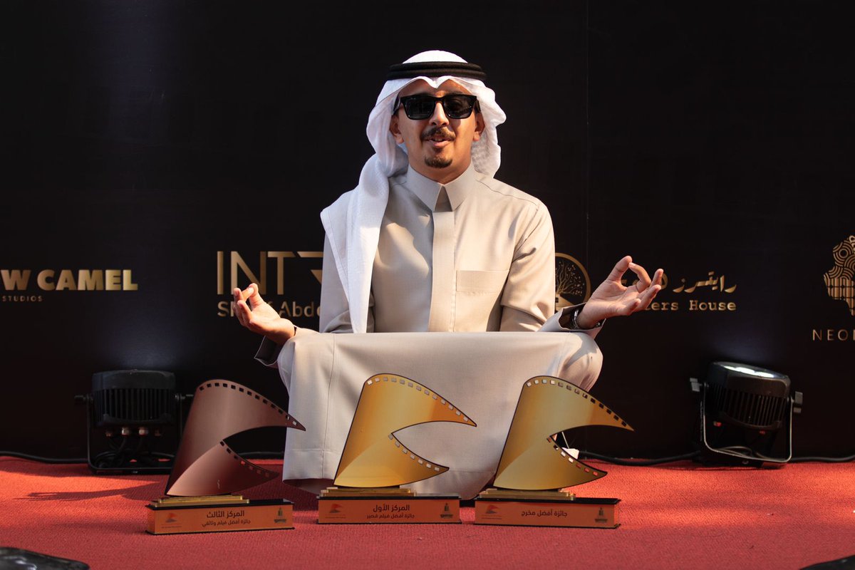 dryanallah's tweet photo. بفضل الله ثم بالعمل والجهد والمثابرة حقق طلابنا المبدعين في @kauedu_sa
-المركز الأول فيلم “The Red Ribbon” 
-المركز الثالث: فيلم "من موهبة إلى تحقيق الحلم". في  #مهرجان_الأفلام_الطلابية 2024 .
وأبارك للإبن المبدع @3bdol_q
الذي قام على تصوير الأفلام الفائزة وأبارك لفريق العمل المميز وعلى رأسهم:
-ريما فايز أفضل مخرج عن الفيلم القصير "شريطة حمراء". و قبلان القرني و فهد العامري في الإنتاج.
-يوسف بامخشب مخرج و كاتب الوثائقي الحاصل على المركز الثالث.
-مهندسي الاضاءة :عبدالعزيز سندي ويوسف بن عبدالله. 
وكل الشكر والتقدير لكلية @FCM_KAU  وعميدها المميز @anbajnaid على هذه التظاهرة الرائعة والتنظيم الباهر والحضور المشرف.