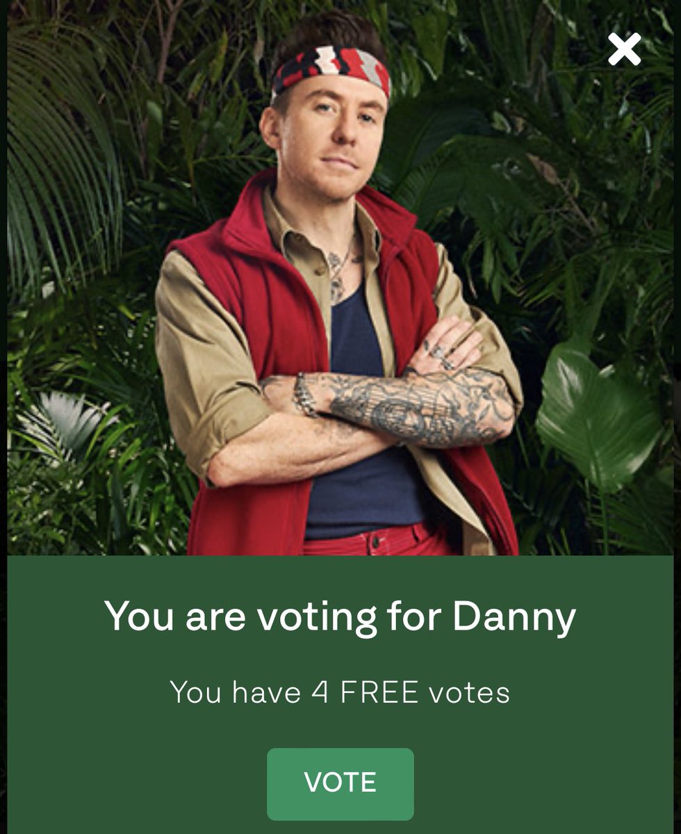 scoopssteddie's tweet photo. Come on. Let’s crown King Danny #ImACeleb #votedanny #kingdanny https://t.co/OkHlgmjt4Q