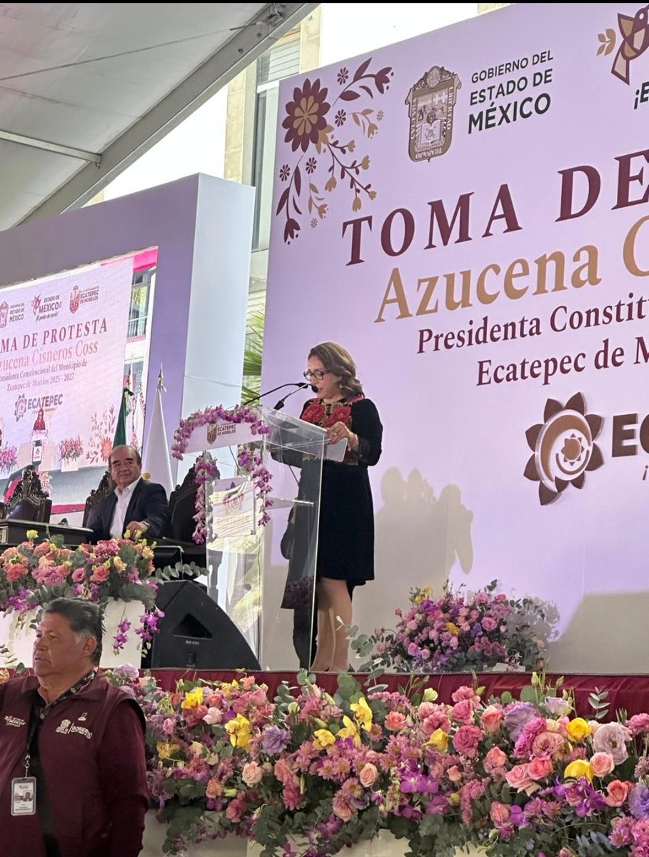 𝘼𝙉𝘿𝙍𝙀𝙒 🇲🇽 𝓐𝓜𝓛𝓞 🇲🇽 (@andrewonestark) on Twitter photo 🕴️Desde Ecateponk la edificación del 2° piso de la 4T. Está escribiendo su Historia, Felicidades Camarada Azucena Cisneros Coss <a href="/azucenacisneros/">Azucena Cisneros</a> y un abrazote Profe. De la Cruz Pérez <a href="/YoConFaustino/">Faustino de la Cruz Pérez</a>🕴️
"Hasta la Victoria Siempre"
Ódiame Más 🦅 🕴️Desde Ecateponk la edificación del 2° piso de la 4T. Está escribiendo su Historia, Felicidades Camarada Azucena Cisneros Coss <a href="/azucenacisneros/">Azucena Cisneros</a> y un abrazote Profe. De la Cruz Pérez <a href="/YoConFaustino/">Faustino de la Cruz Pérez</a>🕴️
"Hasta la Victoria Siempre"
Ódiame Más 🦅