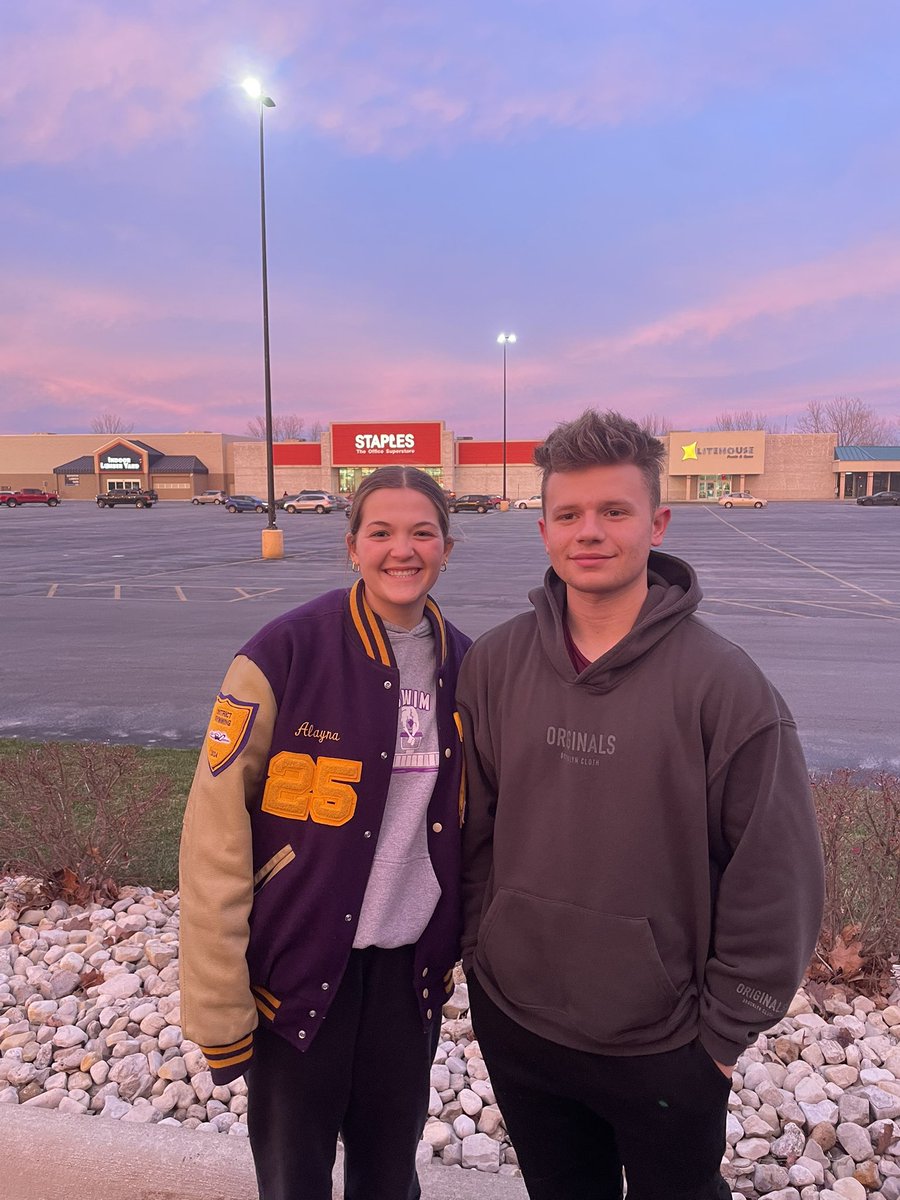 Both the swimmers and divers competed today at Perkins relay invitational.🏊‍♀️🏊‍♀️ The boy swimmers and divers took first place🥇and the girl swimmers placed second🥈 while the girls divers took 5th!!! Athletes of the meet were Alayna Langham and Will McCann, awesome job!