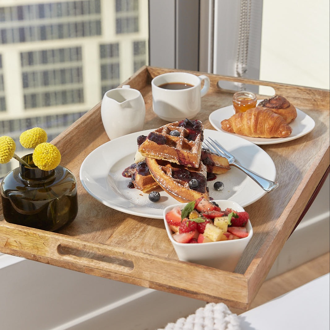 Room service served with a side of skyline views 🏙️✨

Breakfast in bed, elevated—literally. 🍳 Book your stay at #VirginHotelsNYC and wake up to the ultimate indulgence. Link in bio!