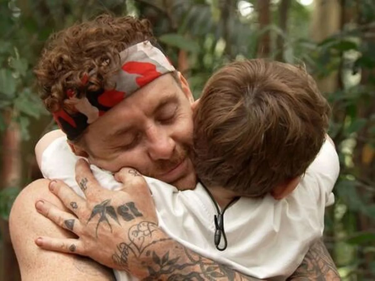 𝓐𝓶𝓫𝓲 🖤🗡 tweet media