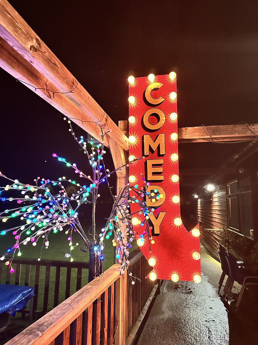 Kelly 👱🏻♀️🌊🌞 (@mrsf202) on Twitter photo Wow, what a show!! <a href="/fstonecomedy/">Folkestone Comedy</a>. That was a real Christmas treat! 👏🏼
Laughing so hard that you cry is good for the soul! Wow, what a show!! <a href="/fstonecomedy/">Folkestone Comedy</a>. That was a real Christmas treat! 👏🏼
Laughing so hard that you cry is good for the soul!