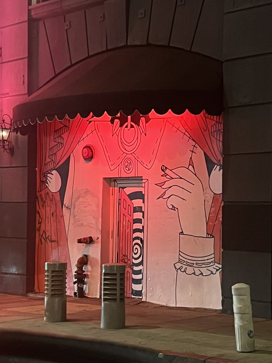 As seen in LA…

#Art #Artist #StreetArt