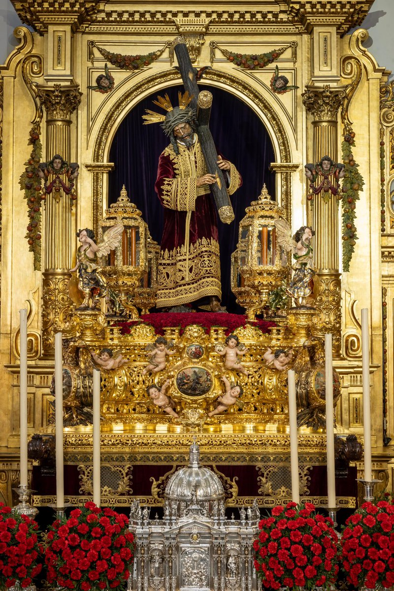 HdadGranPoder's tweet photo. El tiempo pasa en silencio y la llegada del Señor está más cerca. Hermanos, rogadle que os dé un corazón para buscarlo con sinceridad. Rezadle para que os haga vivir seriamente. Tenéis solo una cosa que hacer: cargar vuestra cruz tras Él. Resolved hacerlo así con su fuerza. https://t.co/6BbF2AOlX5