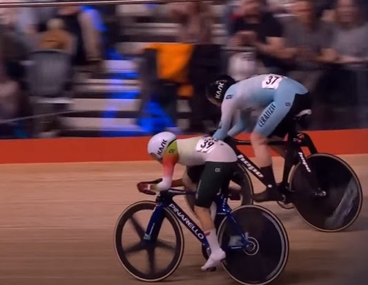 COM_Mexico's tweet photo. Inolvidable actuación de @YarAcevedo 
La mexicana venció a la campeona mundial Katie Archibald en la prueba de Eliminación durante la Gran Final de la UCI Track Champions League 2024 en el icónico Lee Valley Velopark de Londres. Acevedo cerró en el 6º lugar general de Resistencia con 94 puntos entre Scratch y Eliminación. 🌟🚴‍♀️

#TodosSomosOlímpicos