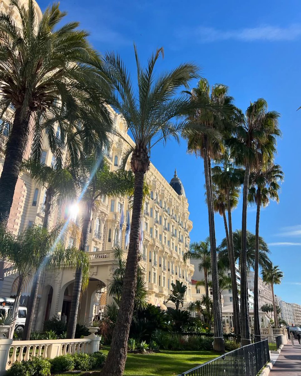 SlunaOK's tweet photo. Espectacular evento de @ILTM_events en Cannes ✨ Todas las nuevas tendencias del mercado de turismo de lujo global 💫 #glaminess #glaminessluxurytravel #luxurytravel #iltm #ILtmCannes #ILTMEvents https://t.co/6MbvZ2C84q