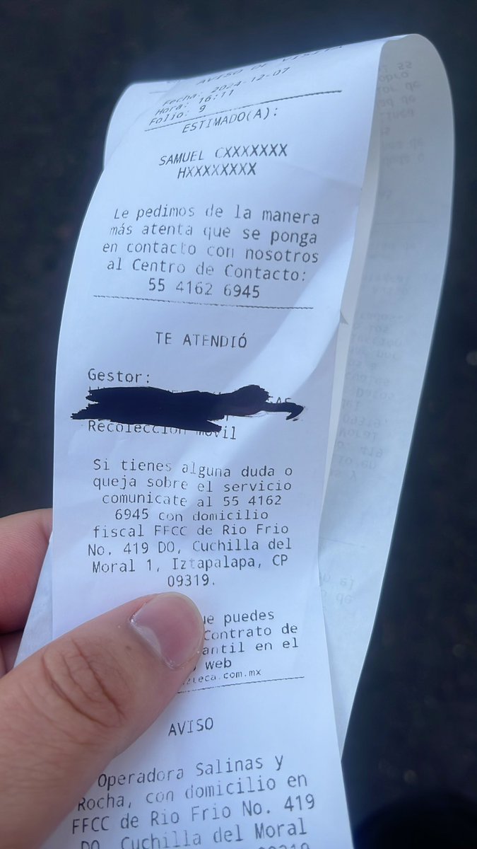 Lov3c4t_'s tweet photo. @RicardoBSalinas  @CondusefMX @BancoAzteca adjunto mas evidencias los cobradores no se identifican y tachan sus nombres me indicaron que era el gerente de cobranza https://t.co/1cGIL54ztr