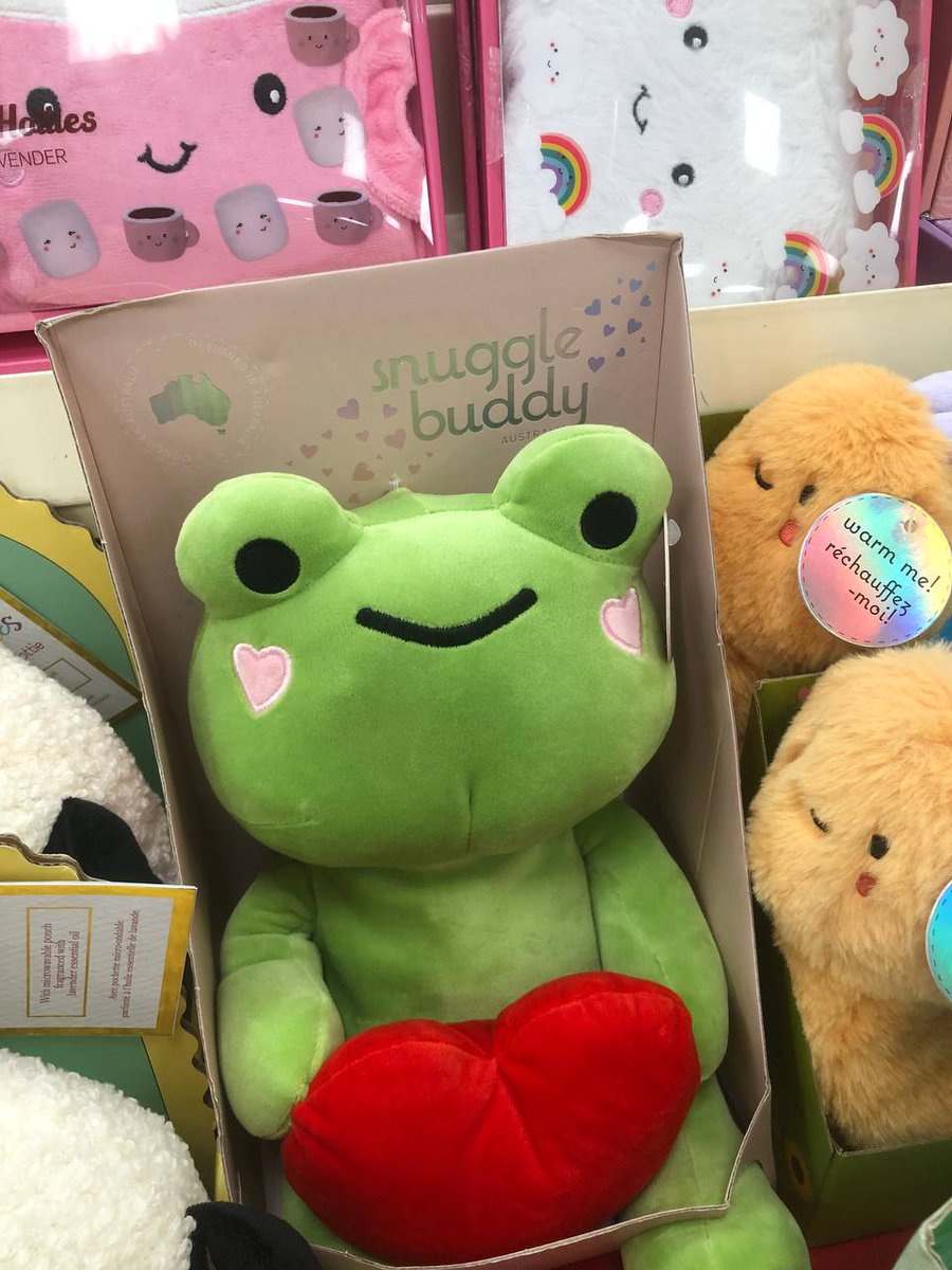 MSansGluten's tweet photo. #DevconSEA memories, casually following me (haunting me) around 🐸 ❤️ https://t.co/Fyh4JUk4UL