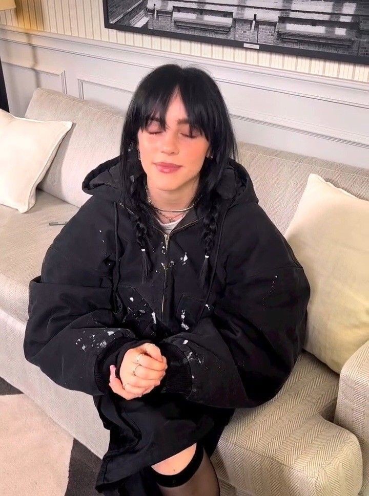 mike ★ saw billie tweet media