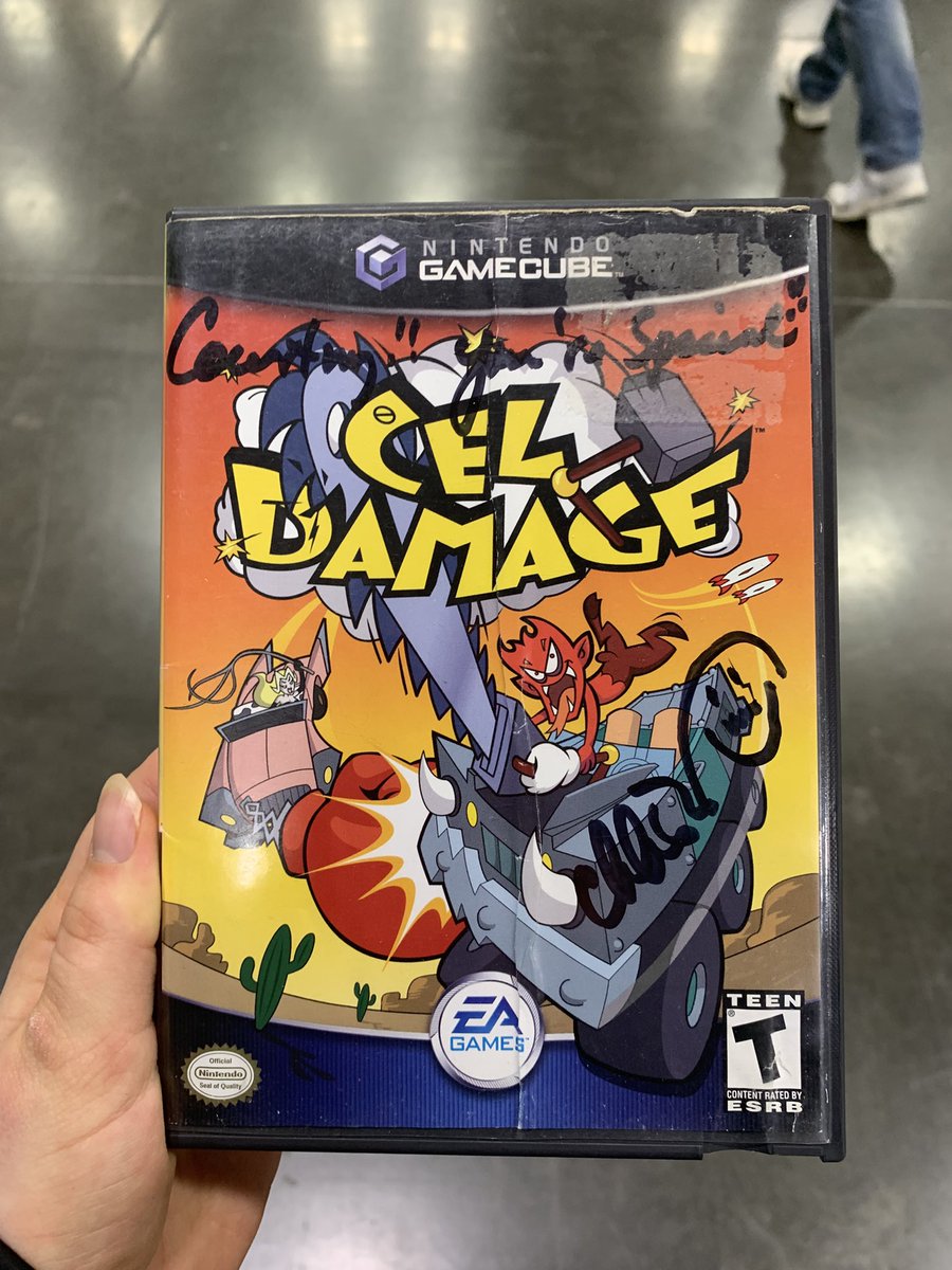 CourtneyandNess's tweet photo. #Mario #GalaxyCon #CelDamage I finally met Charles Martinet for the first time ever in my life! This is an amazing feeling! Thank you @CharlesMartinet for making this day amazing! https://t.co/0Rjw5Wojl3