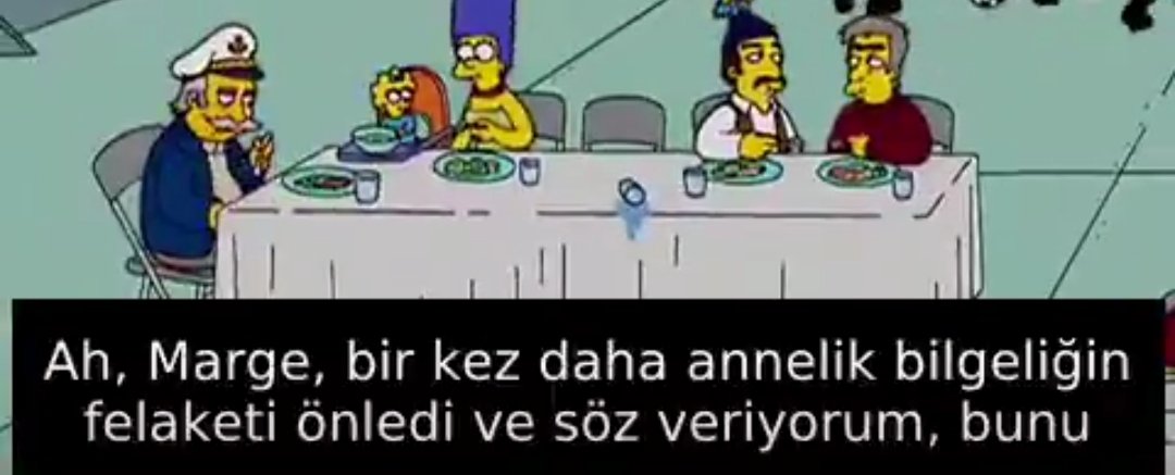 _leventuslu_'s tweet photo. @SerpilOzkan99 Masadaki bir kişi bardağı devirip kalkmış. 🧐 https://t.co/cpi9VKbzkn
